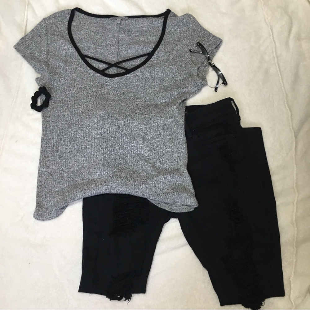 gray charlotte russe shirt⛄️